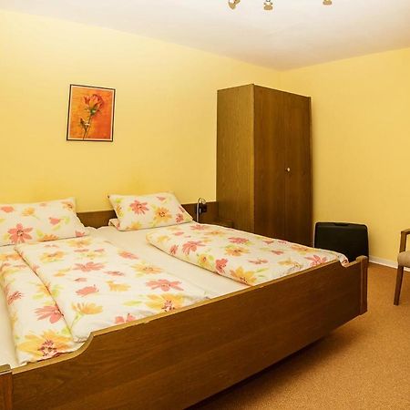 Villa Bruderfels, Garni Rodalben Екстер'єр фото