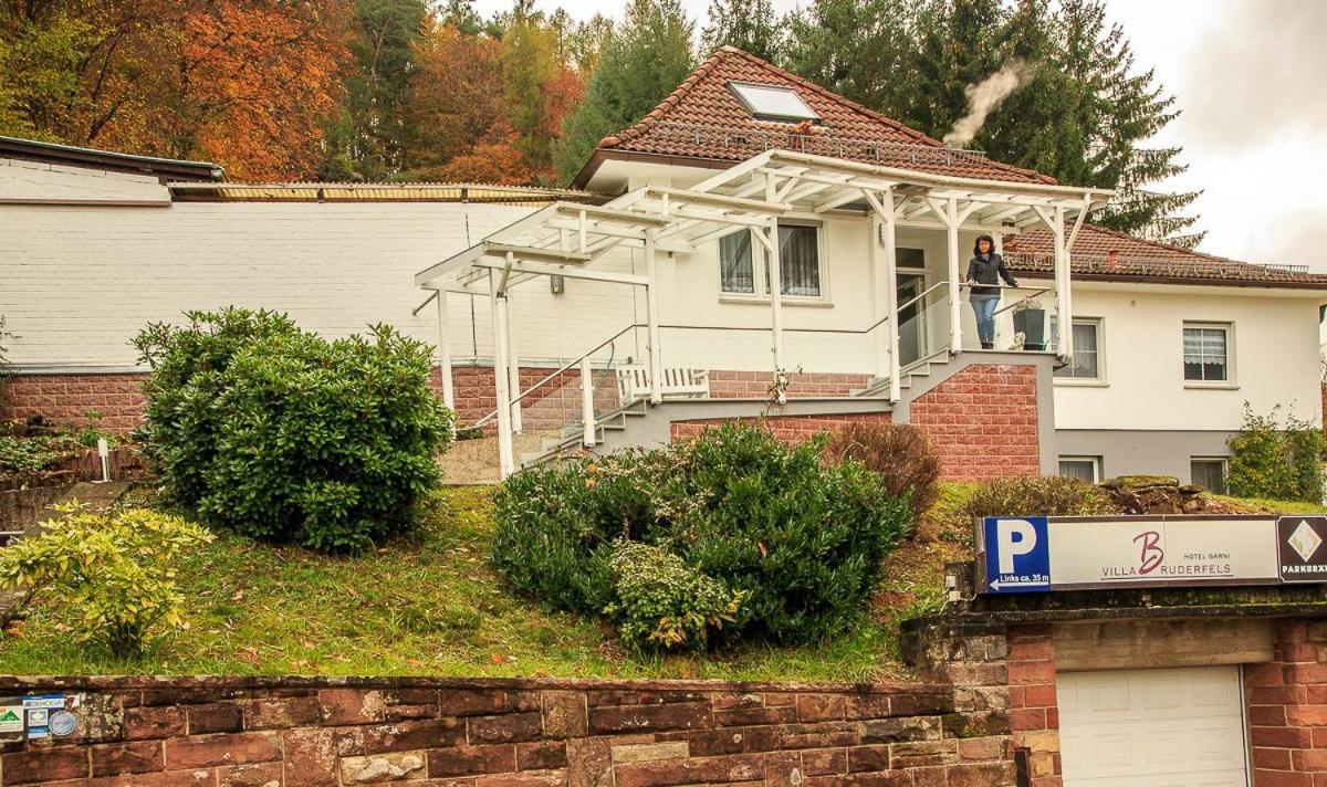 Villa Bruderfels, Garni Rodalben Екстер'єр фото